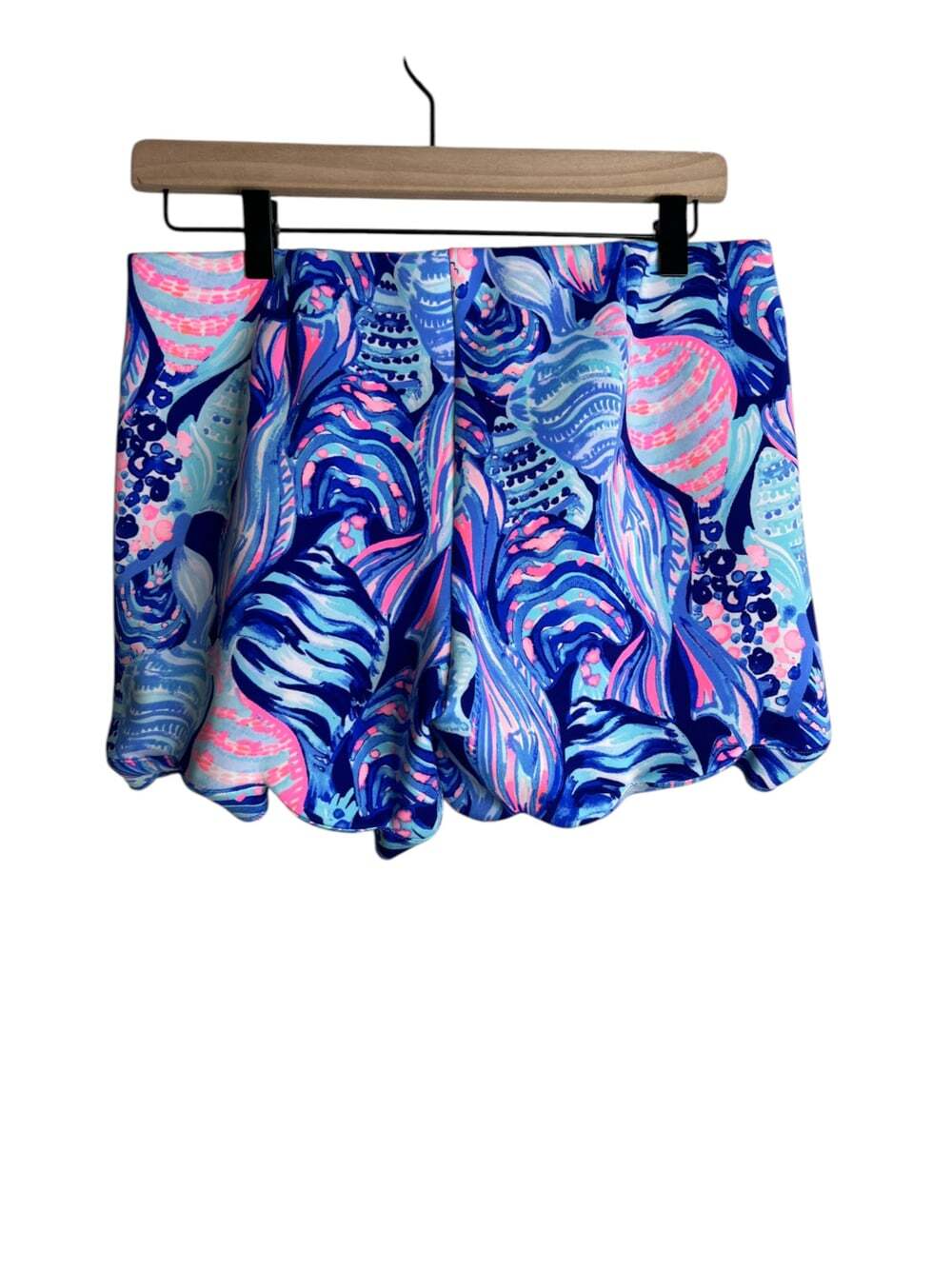 Lilly Pulitzer Adelia Scuba Shorts Size S Twilight Blue Scale Up Scallop Hem - Picture 3 of 6